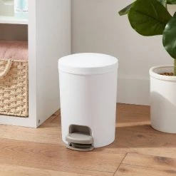 1.6gal Round Step Trash Can - Brightroom™